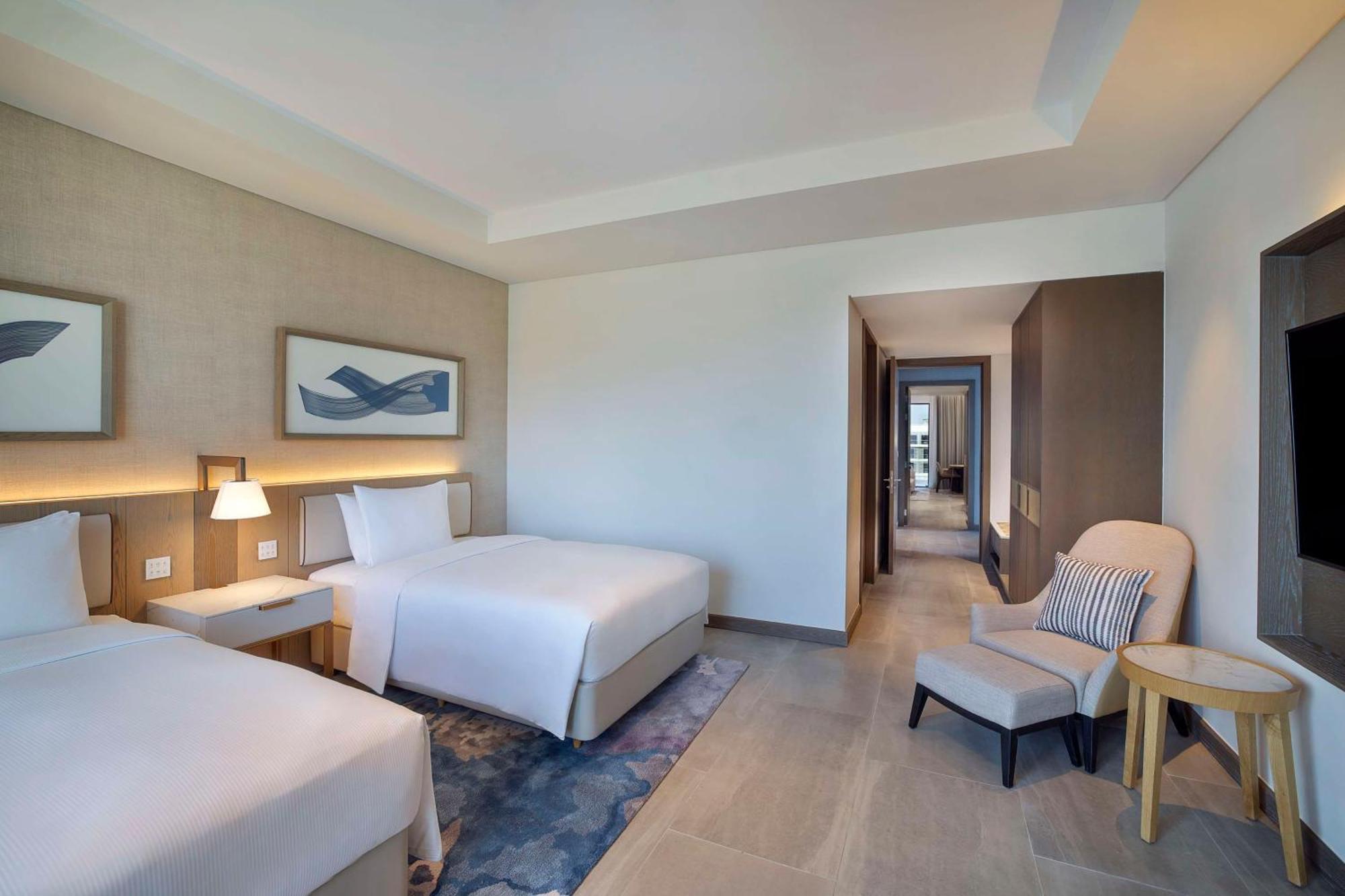 Отель Hilton Abu Dhabi Yas Island Экстерьер фото